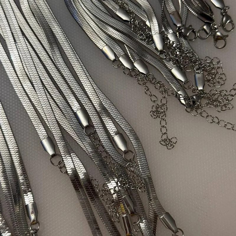 گردنبند و دستبند ماری استیل گردنبند و دستبند ماری استیل 4 میل | رنگ ثابت، ضد آب و مقاوم